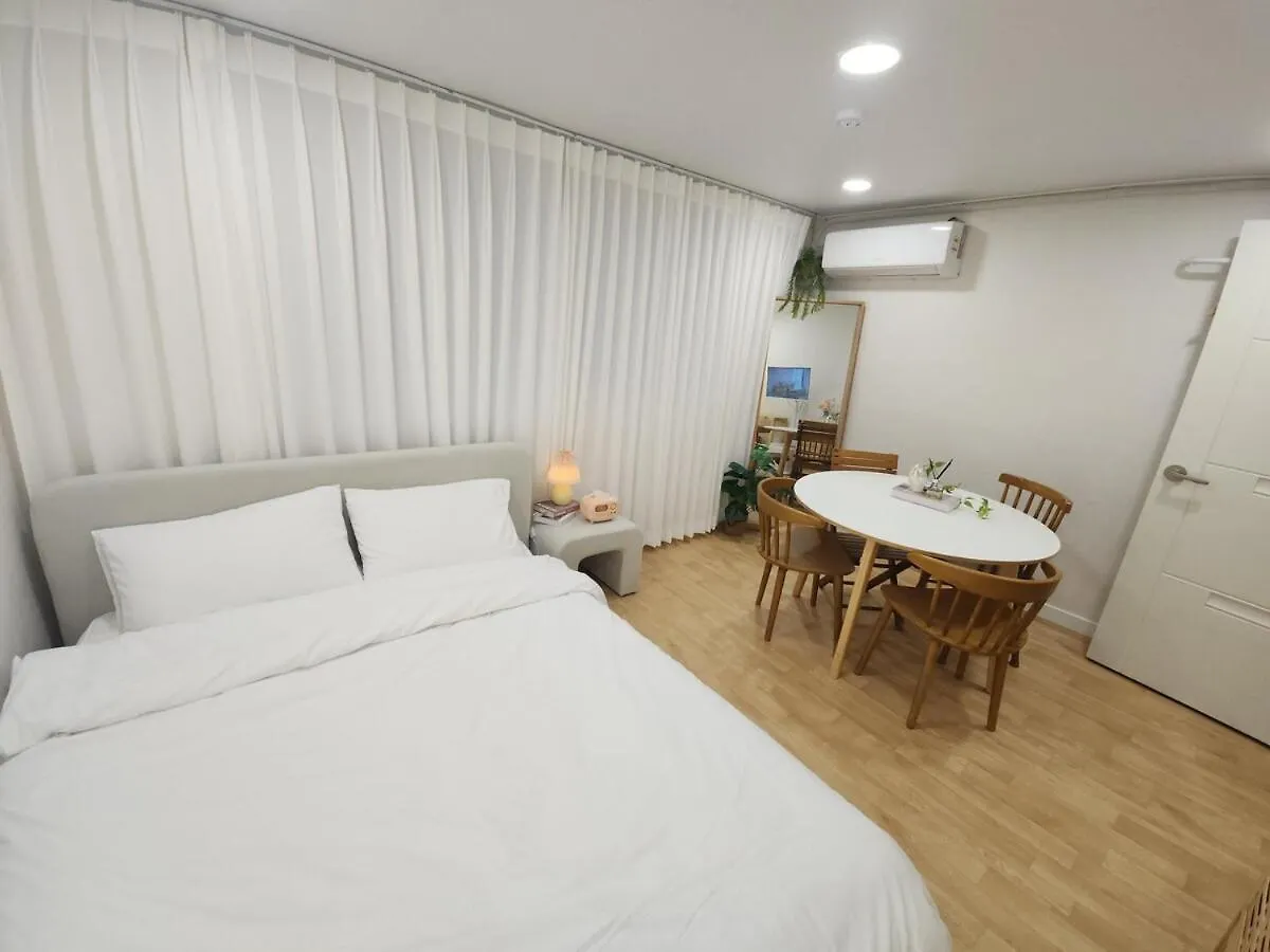 Bom Stay Apartment Seoul