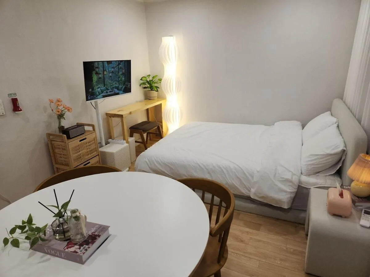 Bom Stay Apartment Seoul
